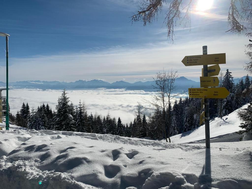 Hundefreundliche Bergwohnung Neben Der Skipiste - Mittelstation Skigebiet Gerlitzen Kanzelhohe Extérieur photo